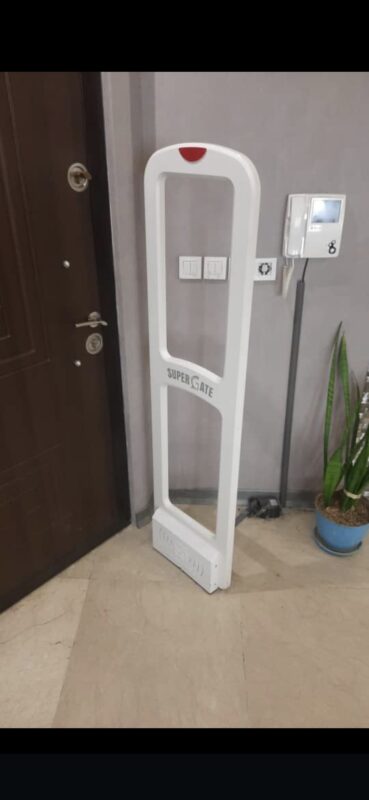 سیستم های ضد سرقت و امنیتی فروشگاهی ایمن شاپ شایا نمونه کار اجرا شده